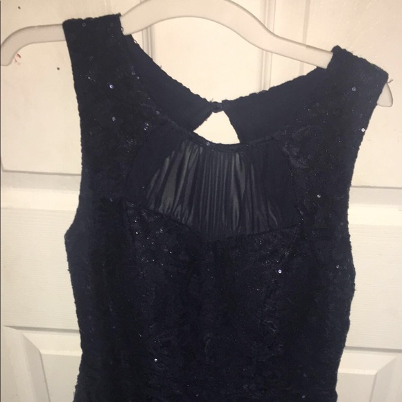 Two homecoming dresses!!! - Picture 2 of 7